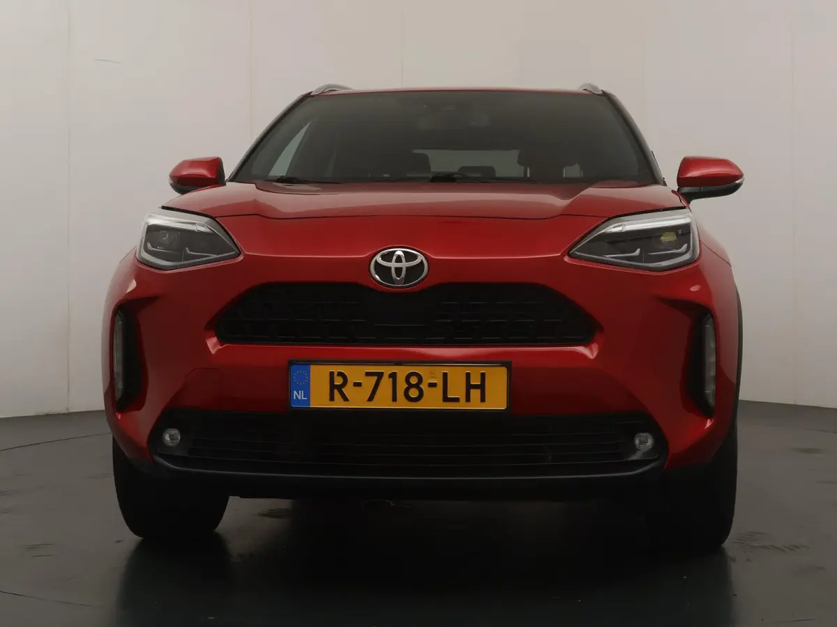 1.5 VVT-I Dynamic | Trekhaak | Parkeercamera | Navigatie |