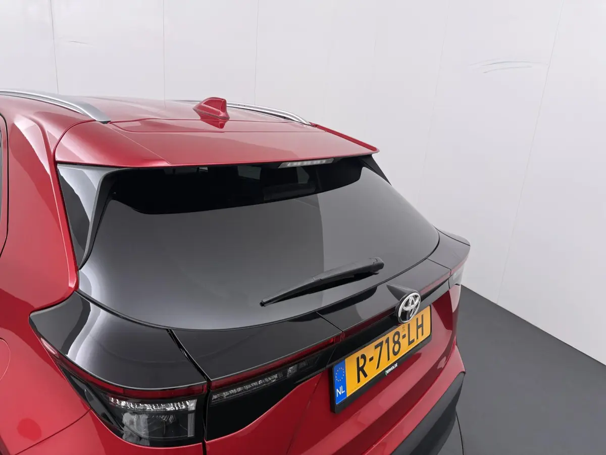 1.5 VVT-I Dynamic | Trekhaak | Parkeercamera | Navigatie |