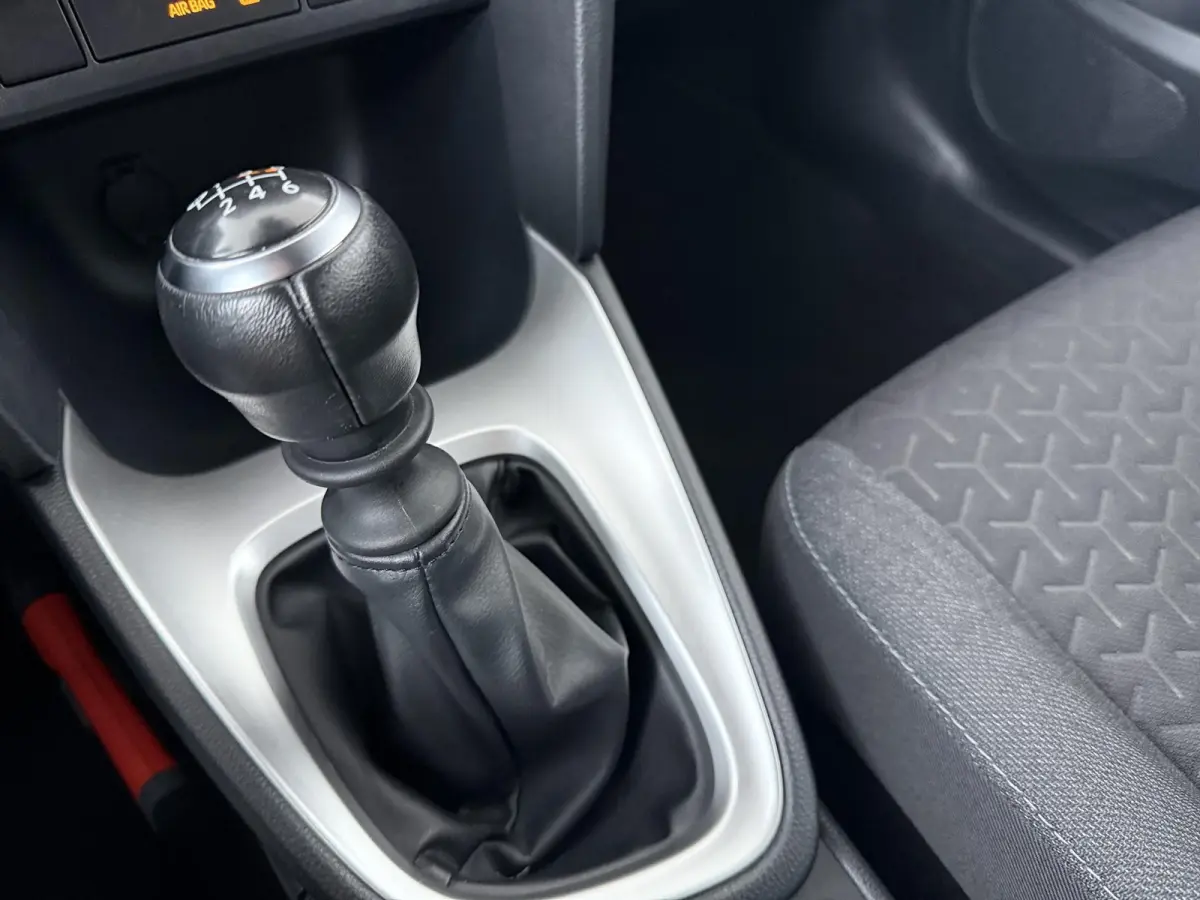 1.5 VVT-I Dynamic | Trekhaak | Parkeercamera | Navigatie |