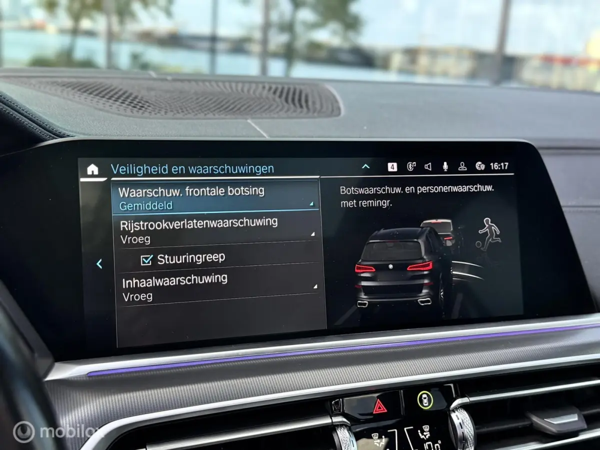 xDrive45e M-Sport |Pano |Sfeer |HUD |Spoilerpakket