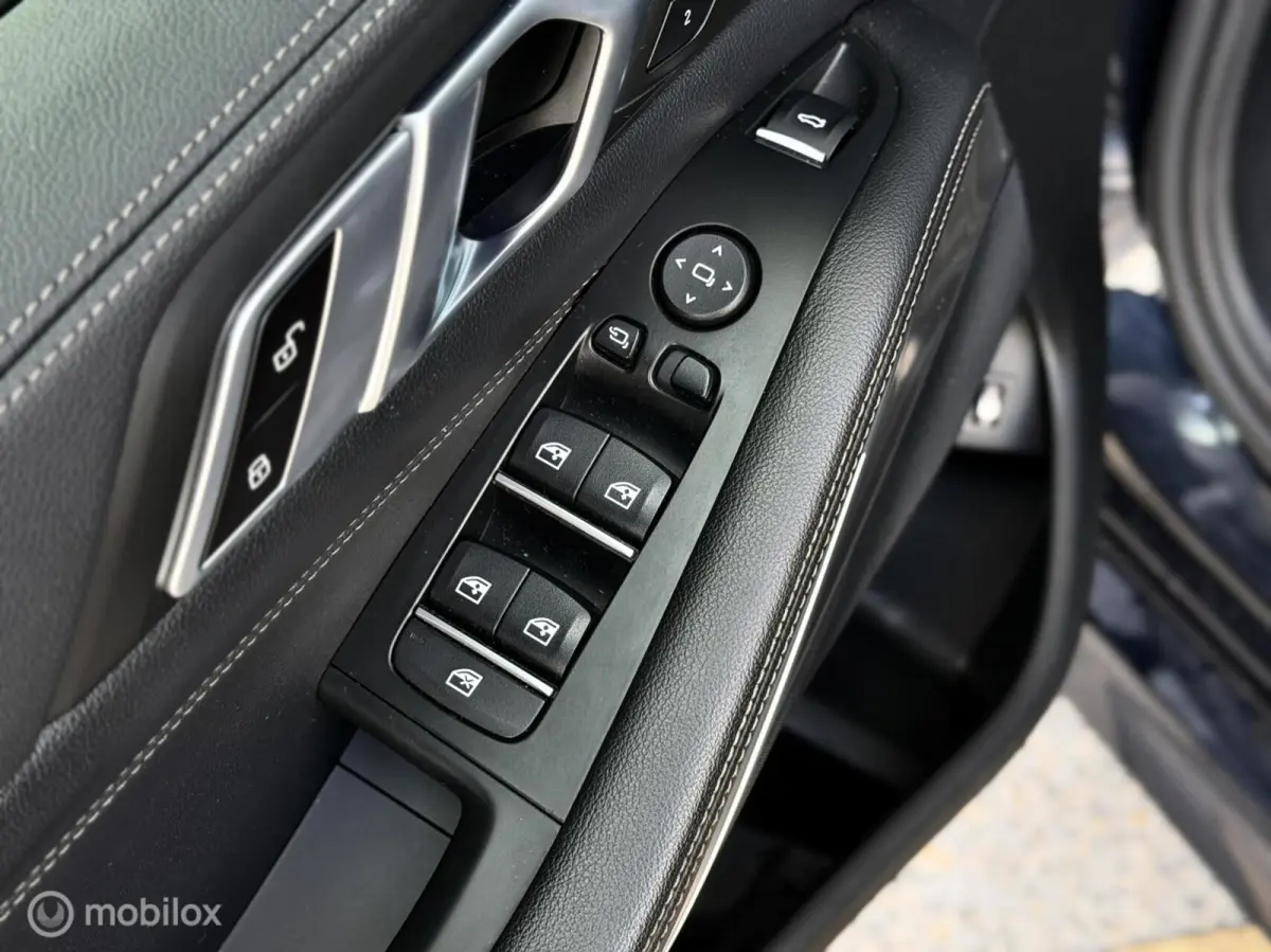 xDrive45e M-Sport |Pano |Sfeer |HUD |Spoilerpakket