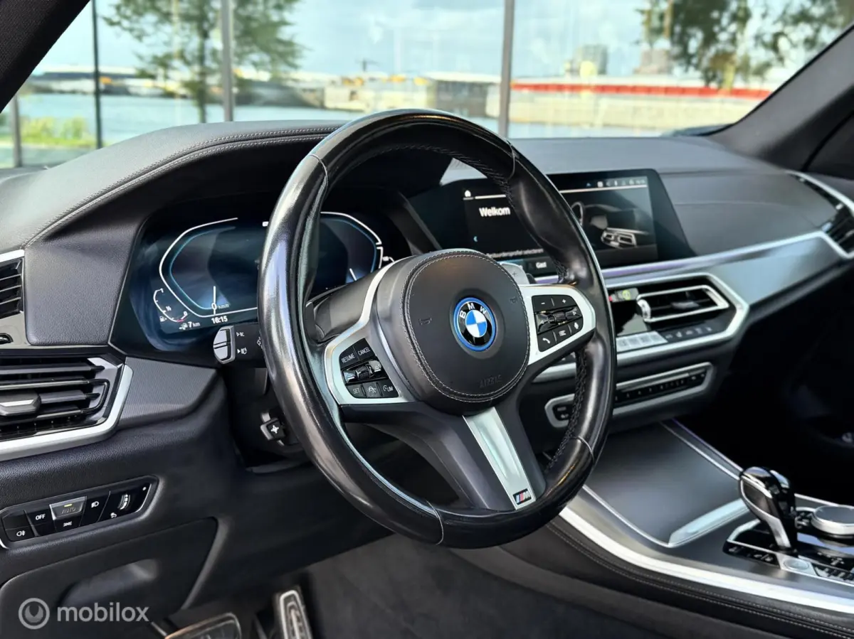 xDrive45e M-Sport |Pano |Sfeer |HUD |Spoilerpakket