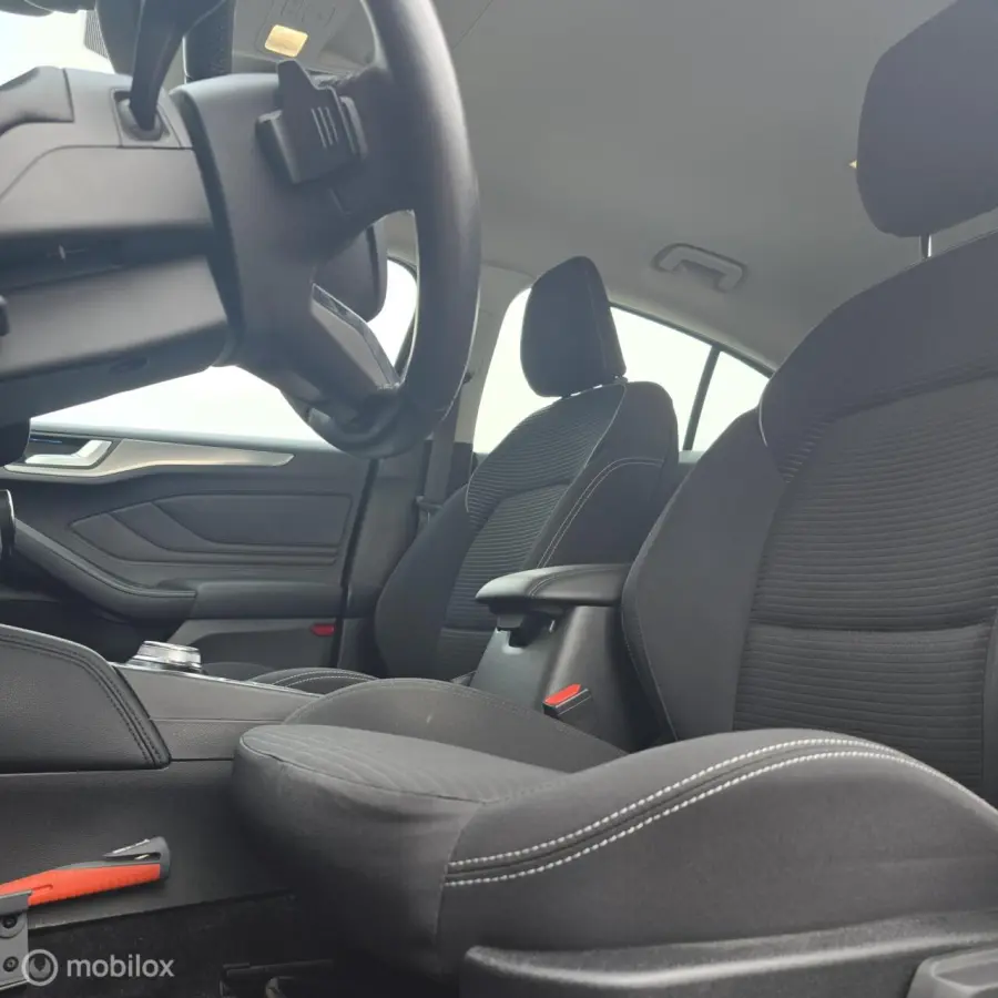 1.0 EcoBoost Titanium Business 2e eig dealerond