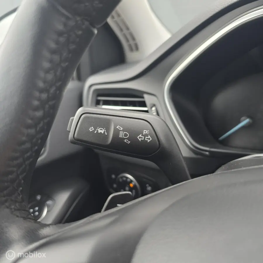 1.0 EcoBoost Titanium Business 2e eig dealerond