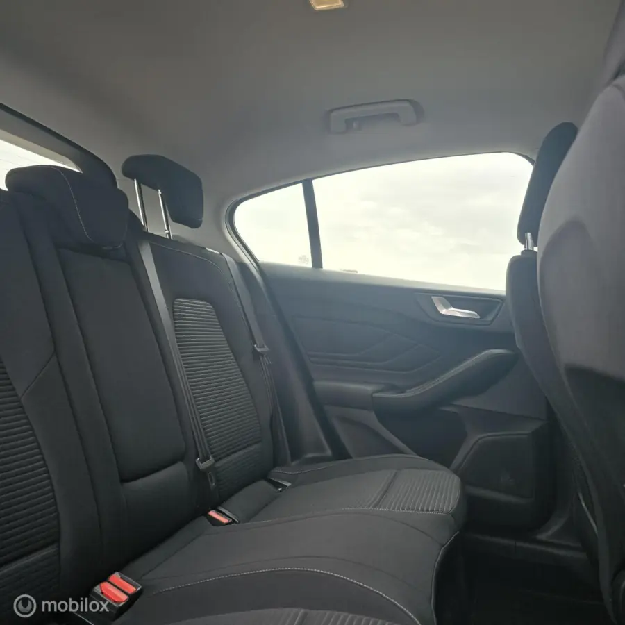 1.0 EcoBoost Titanium Business 2e eig dealerond