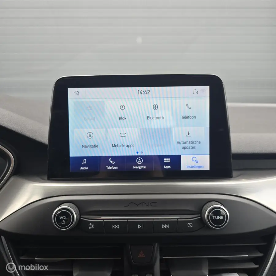 1.0 EcoBoost Titanium Business 2e eig dealerond