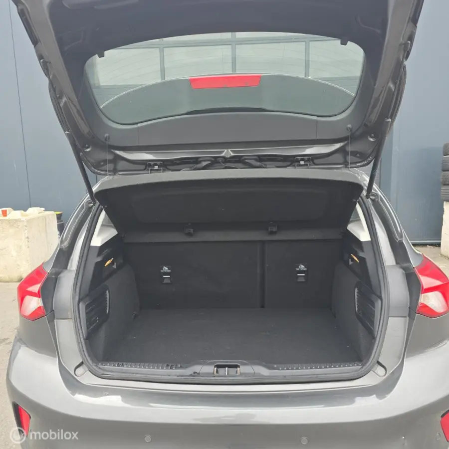 1.0 EcoBoost Titanium Business 2e eig dealerond
