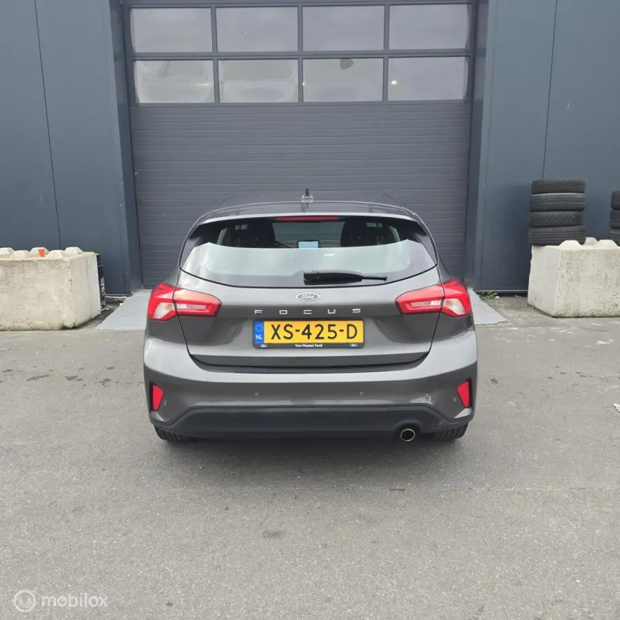 1.0 EcoBoost Titanium Business 2e eig dealerond