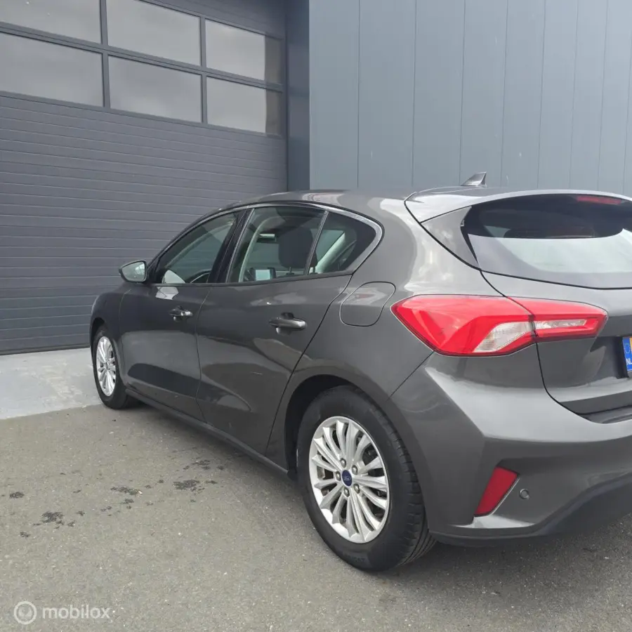 1.0 EcoBoost Titanium Business 2e eig dealerond