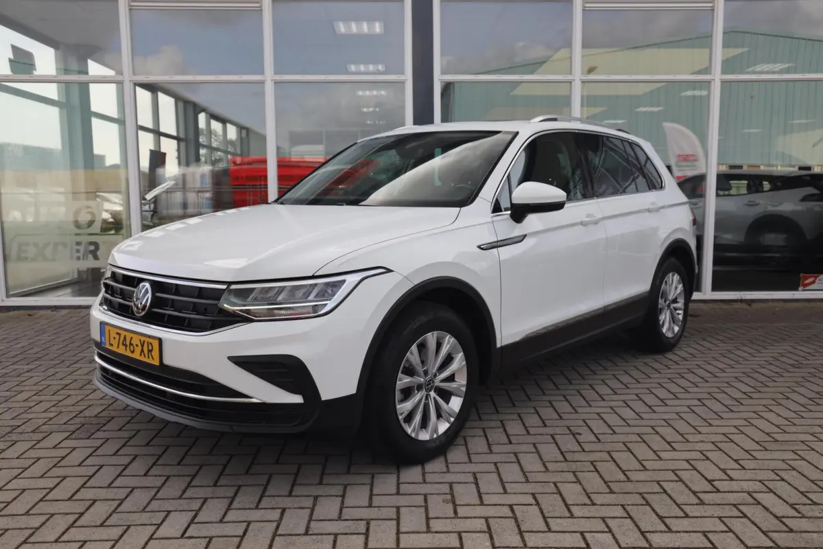 1.5 TSI Life Business|Panorama|ACC|Digital display|
