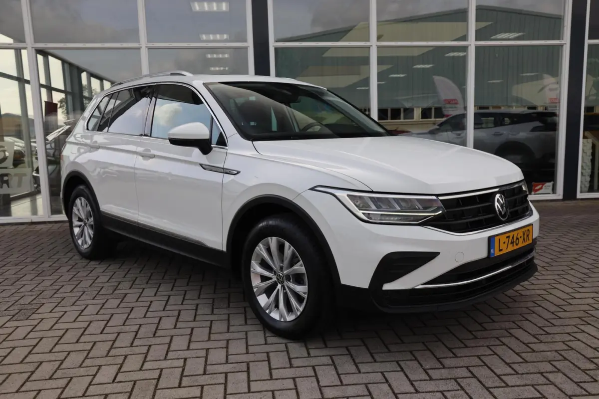 1.5 TSI Life Business|Panorama|ACC|Digital display|