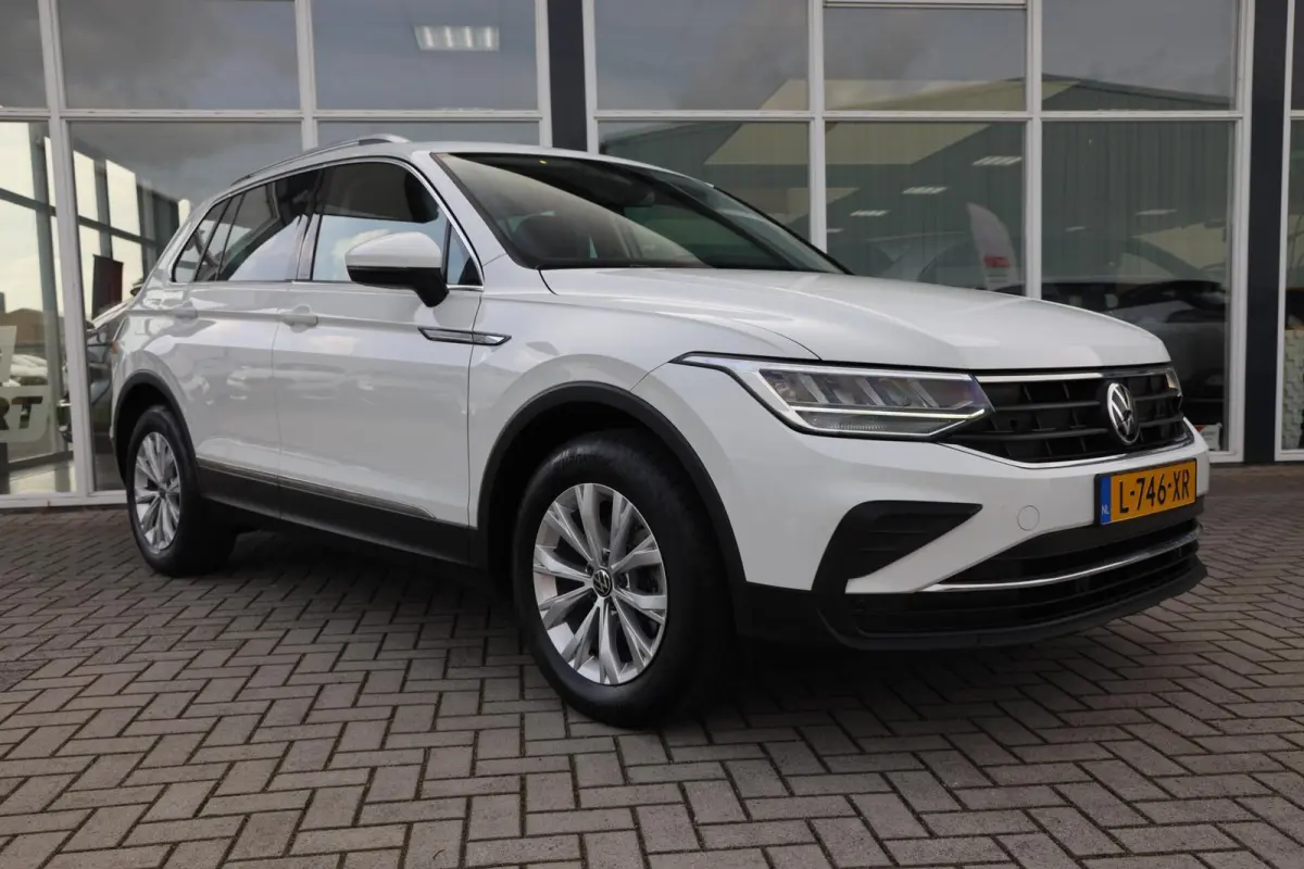 1.5 TSI Life Business|Panorama|ACC|Digital display|