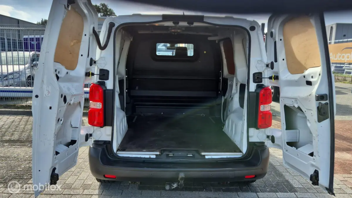 Bestel 226C 1.6 BlueHDI 95 Premium AIRCO