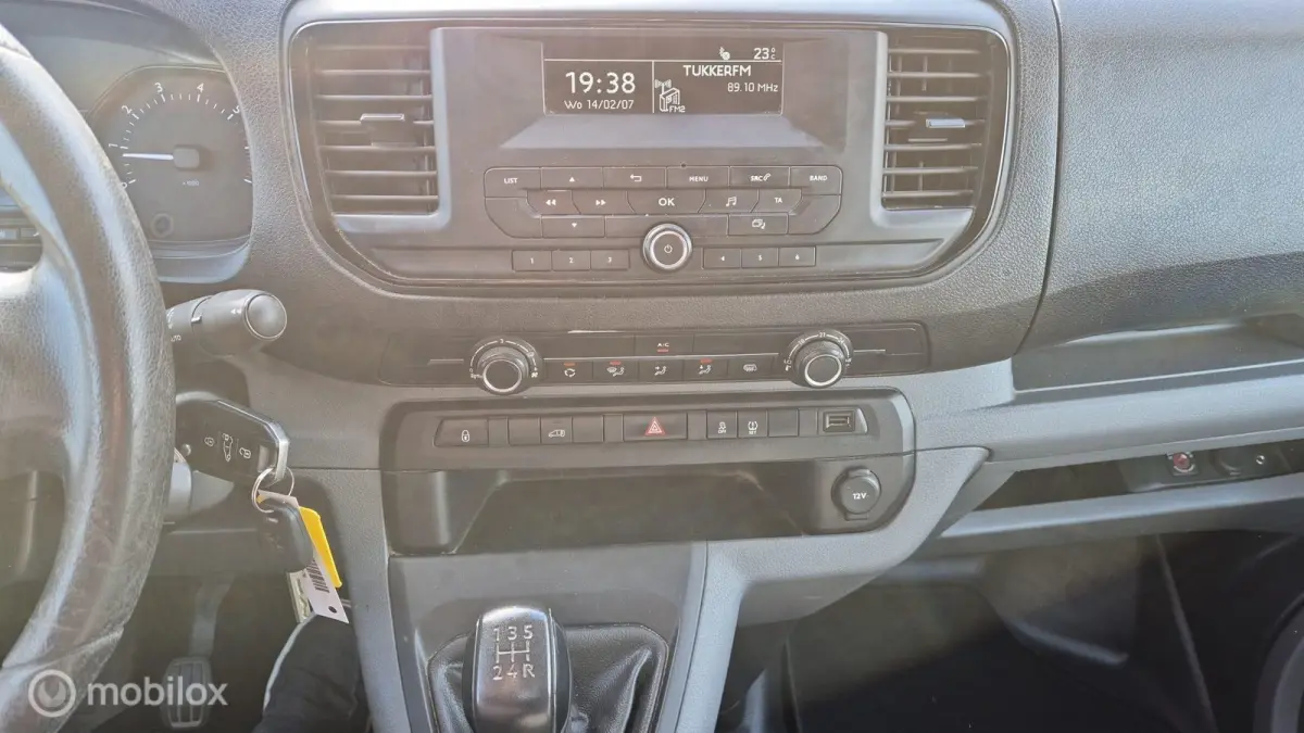 Bestel 226C 1.6 BlueHDI 95 Premium AIRCO