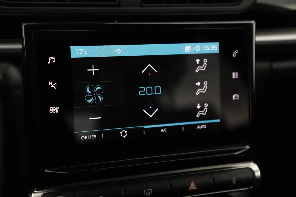 1.2 PureTech Feel Navigatie Carplay Android Climate Cruise Control Rijstrooksensor Parkeersensor