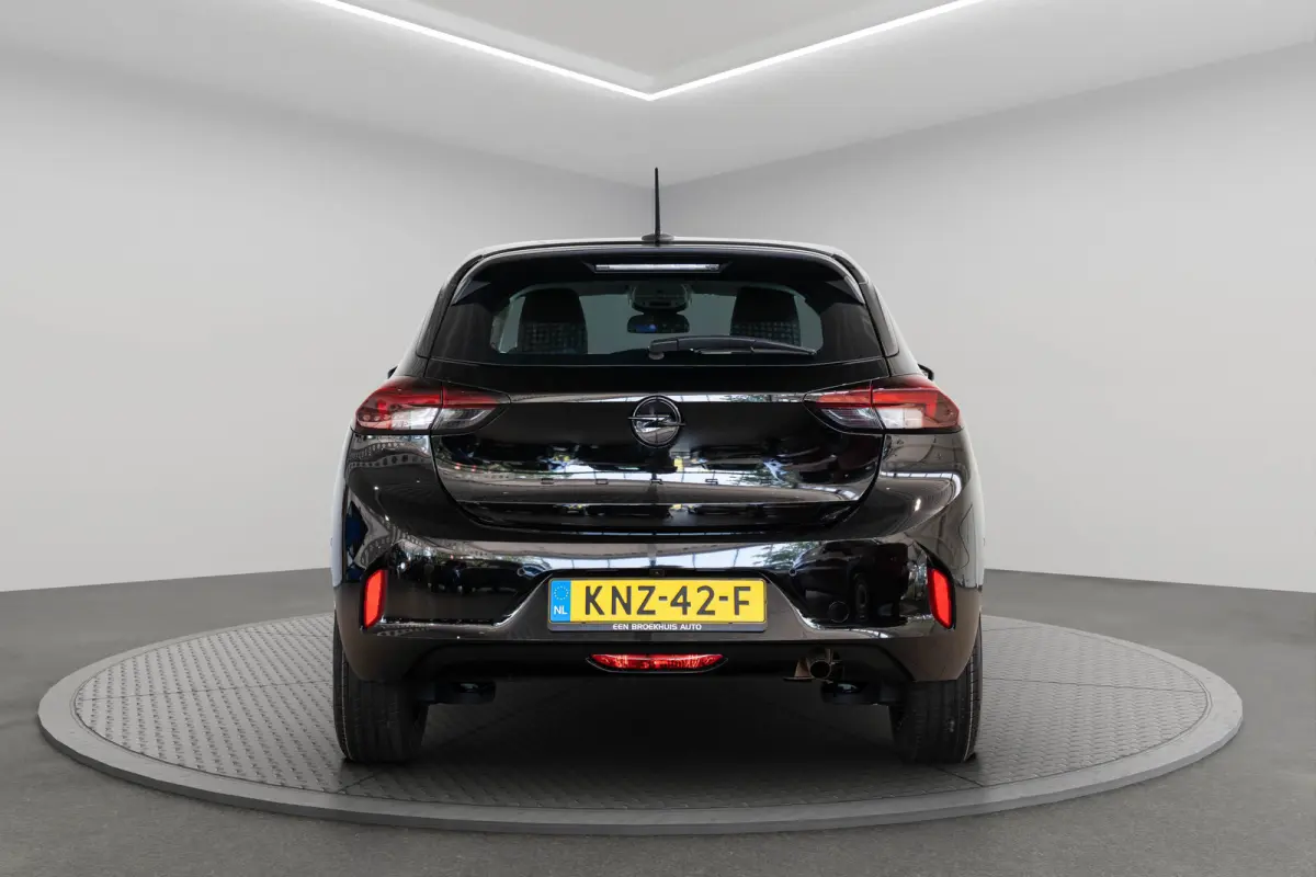 1.2 Turbo 100PK Edition | Tot 8 Jaar Garantie | Technologie Pakket | Winter pakket | Comfort Pakket | 16 Inch Lichtmetalen velgen |