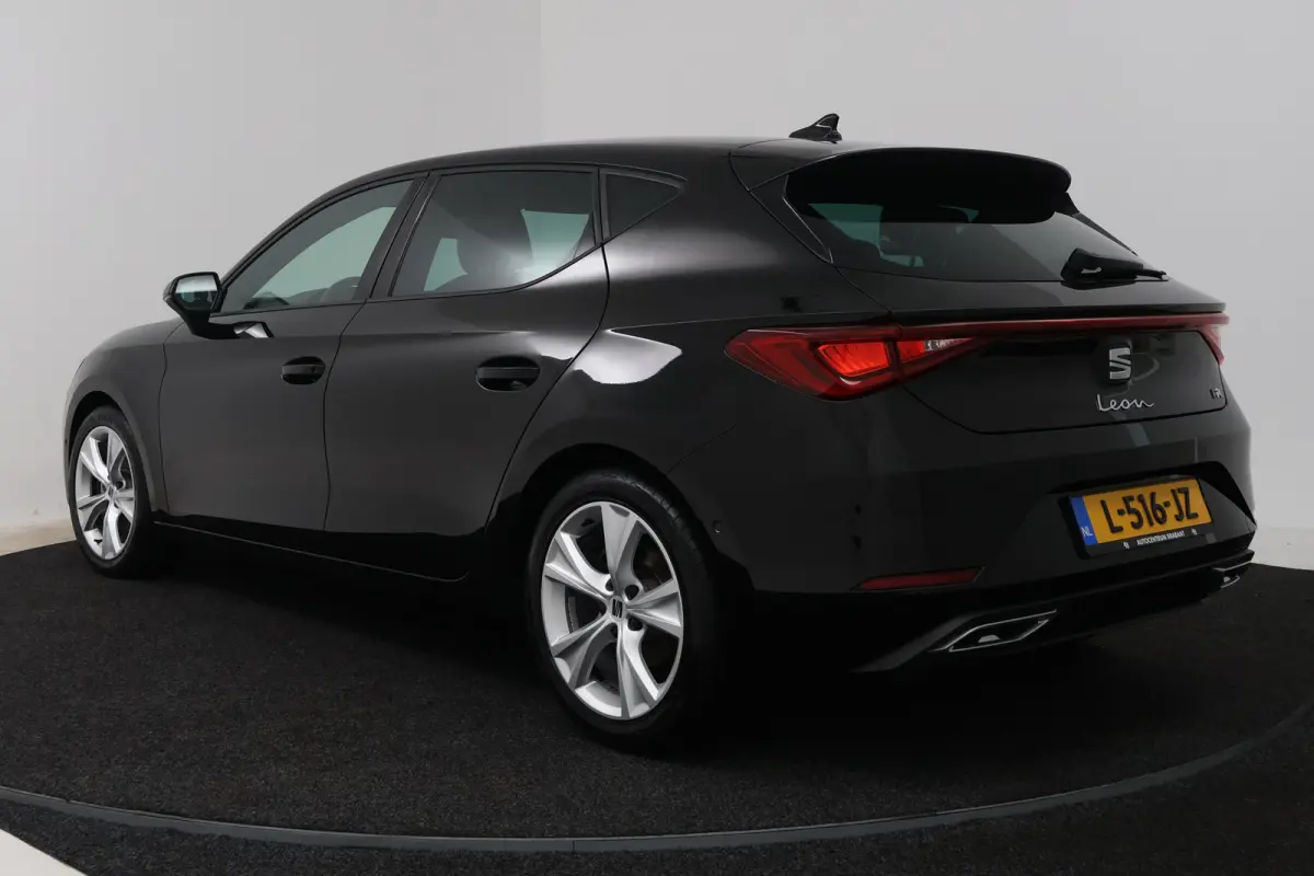 1.0 TSI FR Business Intense (DIGITALE COCKPIT, CRUISE ADAPTIEF, NAVIGATIE)