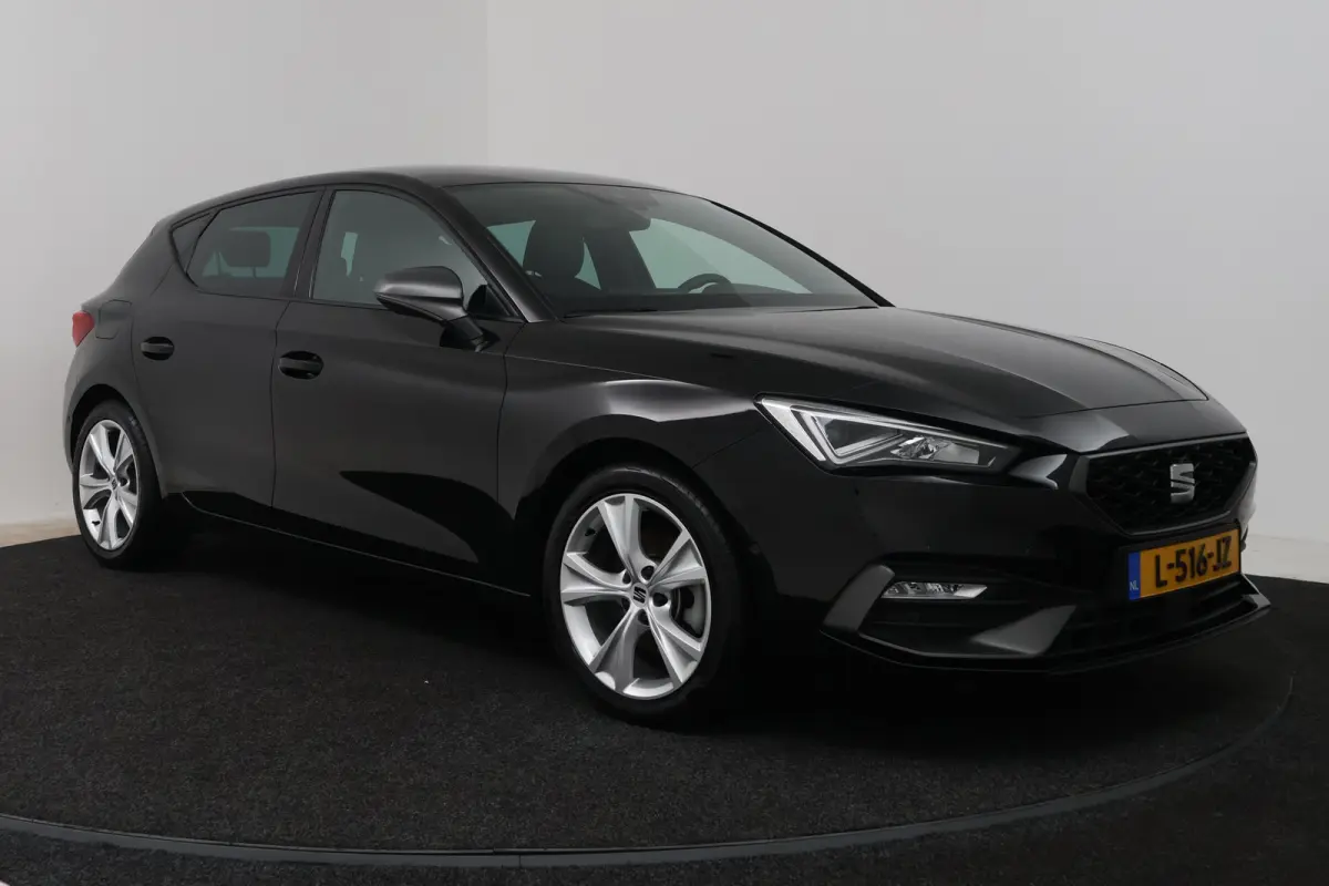 1.0 TSI FR Business Intense (DIGITALE COCKPIT, CRUISE ADAPTIEF, NAVIGATIE)