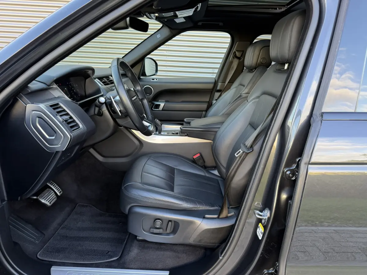 3.0 TDV6 HSE Dynamic Panoramadak Trekhaak Stuurwielverwarming Stoelventilatie 21 Inch Meridian Sound Laser-LED-koplamp InControl Secure Keyless Entry Luchtvering
