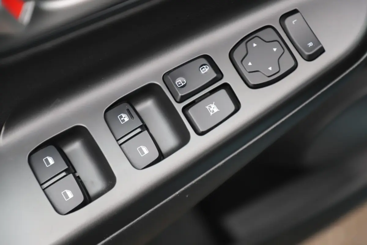 1.0T Comfort Trekhaak Navigatie Achteruitrijcamera Carplay Android Climate Cruise Control LMV