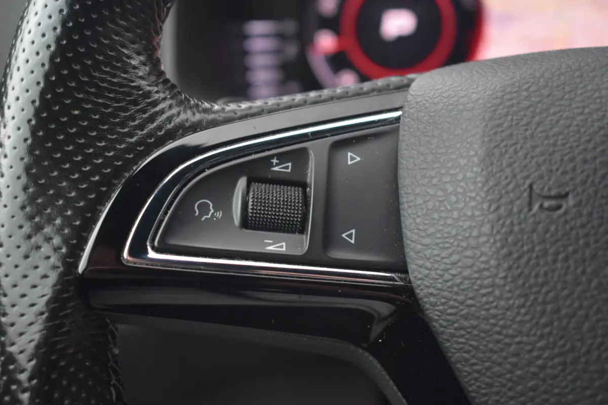 1.5 TSI 150PK DSG-7 Sportline Business | TREKHAAK | STOELVERW. | CAMERA | APP. CONNECT | CRUISE CONTROL | NAVIGATIE | LED | DAB+