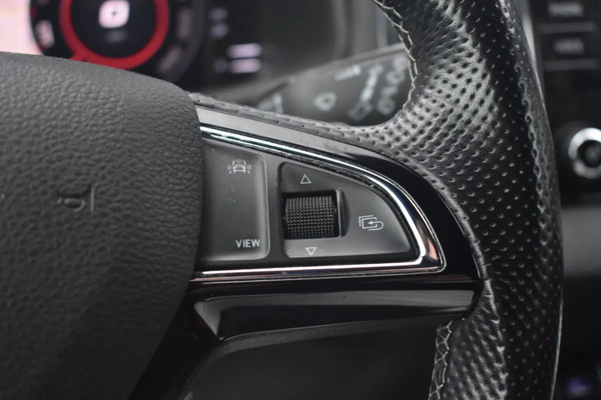 1.5 TSI 150PK DSG-7 Sportline Business | TREKHAAK | STOELVERW. | CAMERA | APP. CONNECT | CRUISE CONTROL | NAVIGATIE | LED | DAB+