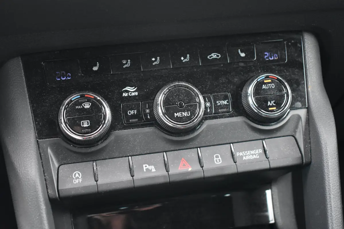 1.5 TSI 150PK DSG-7 Sportline Business | TREKHAAK | STOELVERW. | CAMERA | APP. CONNECT | CRUISE CONTROL | NAVIGATIE | LED | DAB+