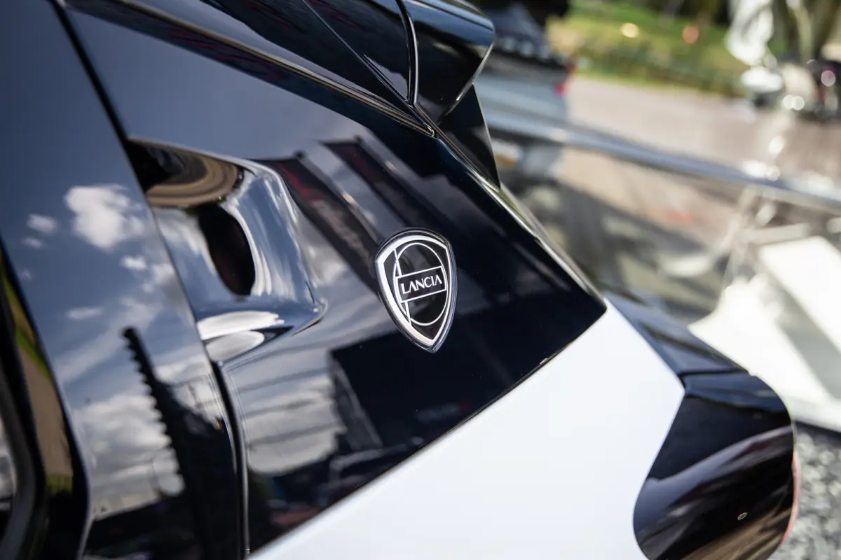 HF 54 kWh 280PK , Bianco Quarzo Two-Tone, SALA, Org. NL