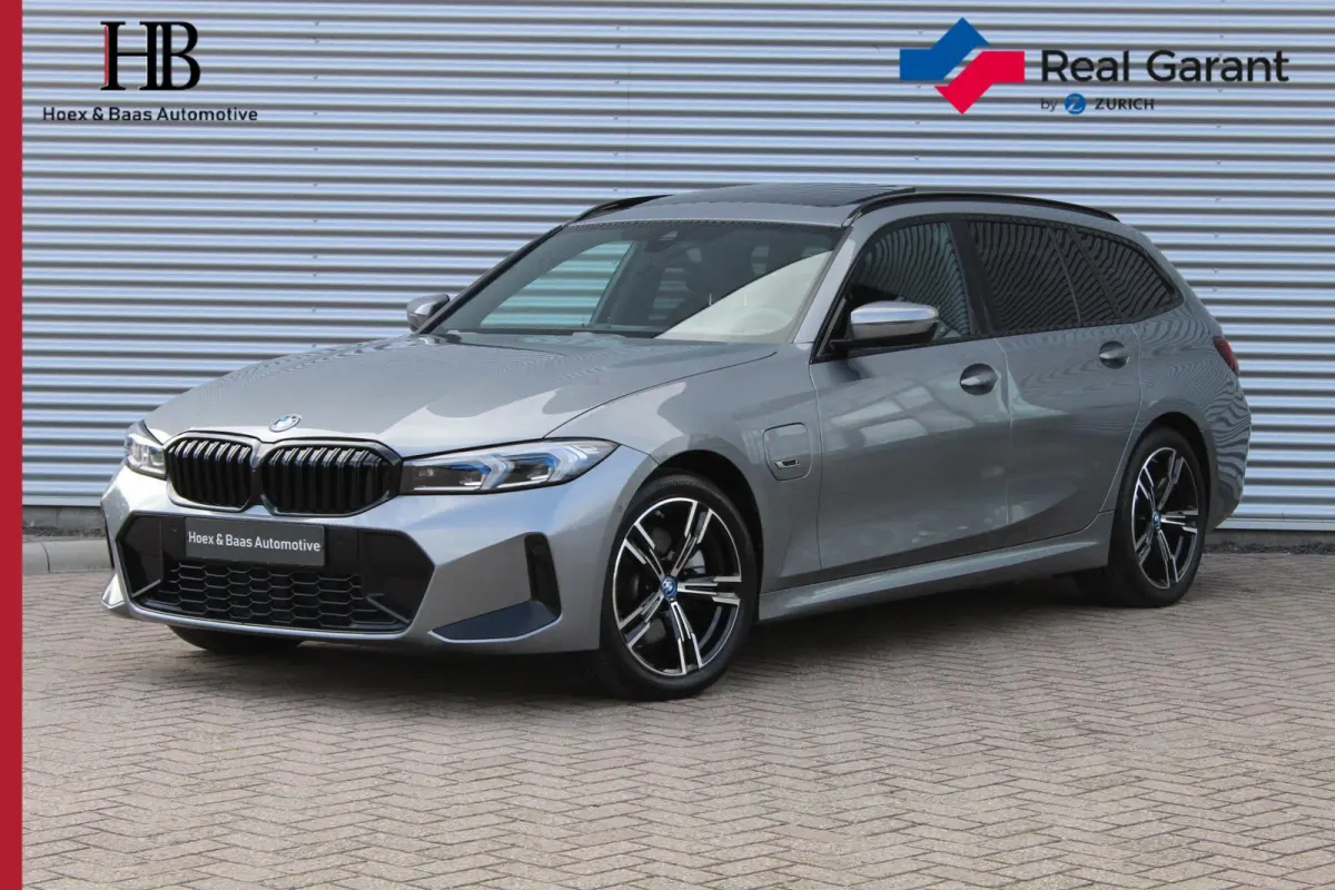 320e M-Pakket/Pano/Trekhaak/Camera/Facelift