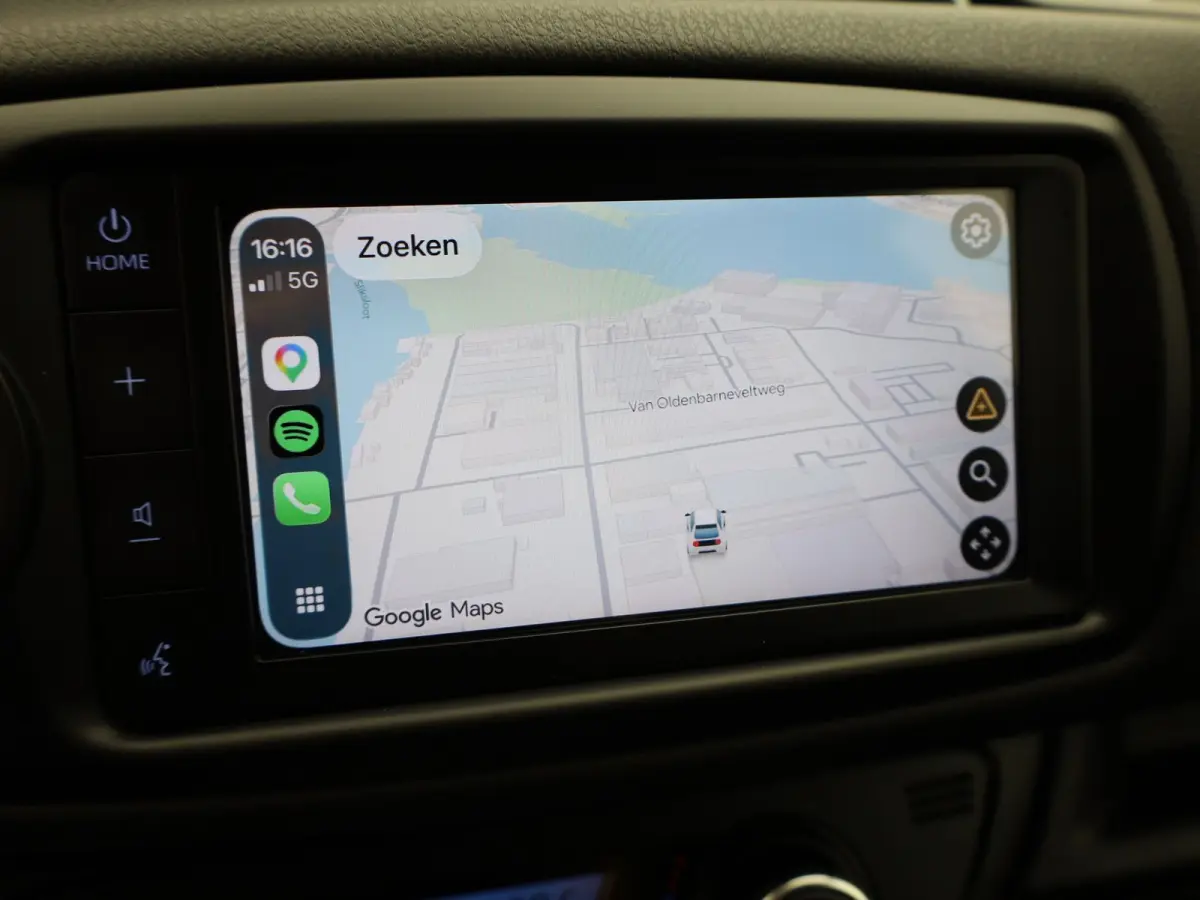 1.5 Hybrid GR-Sport | Apple Carplay/ Android | LMV | Camera Prijs Rijklaar!!