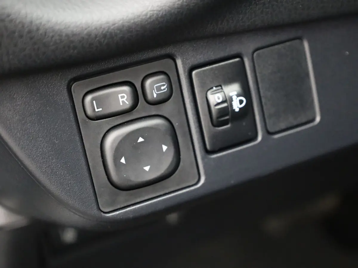 1.5 Hybrid GR-Sport | Apple Carplay/ Android | LMV | Camera Prijs Rijklaar!!