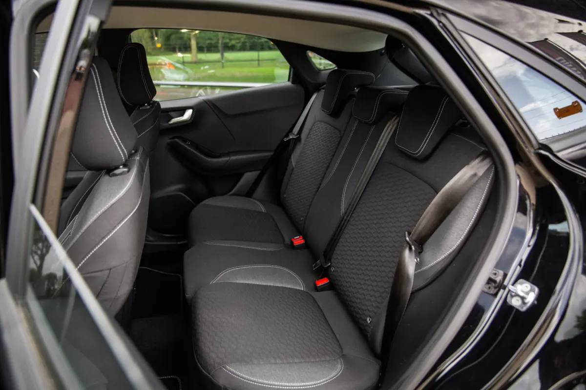 1.0 EcoBoost Titanium , Camera, Carplay,
