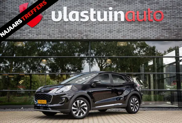 1.0 EcoBoost Titanium , Camera, Carplay,