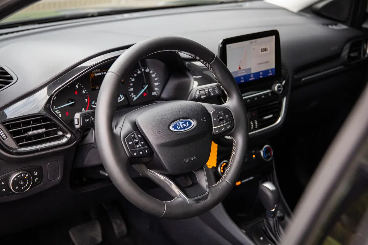 1.0 EcoBoost Titanium , Camera, Carplay,