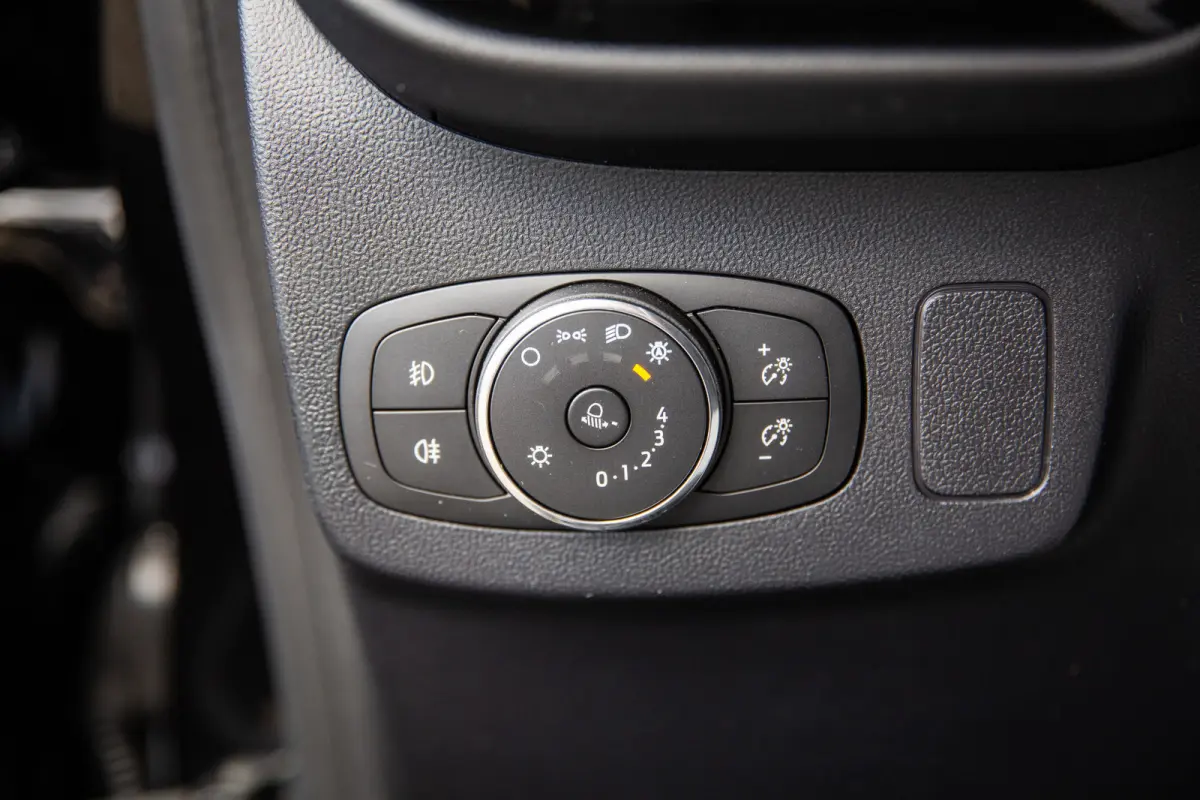 1.0 EcoBoost Titanium , Camera, Carplay,