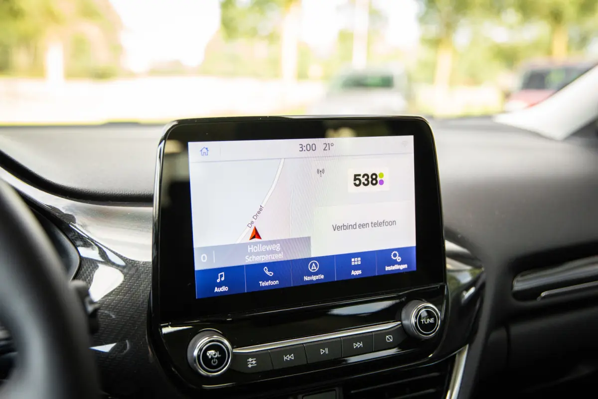 1.0 EcoBoost Titanium , Camera, Carplay,