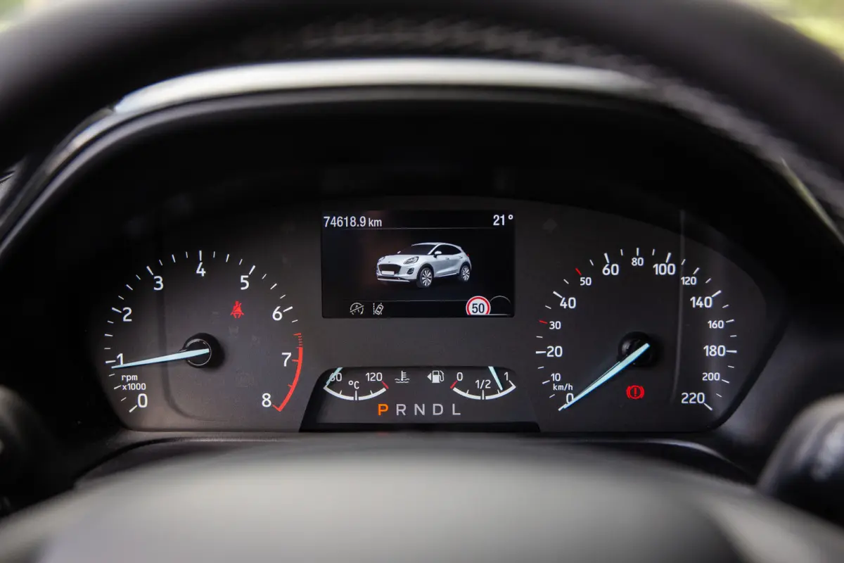 1.0 EcoBoost Titanium , Camera, Carplay,