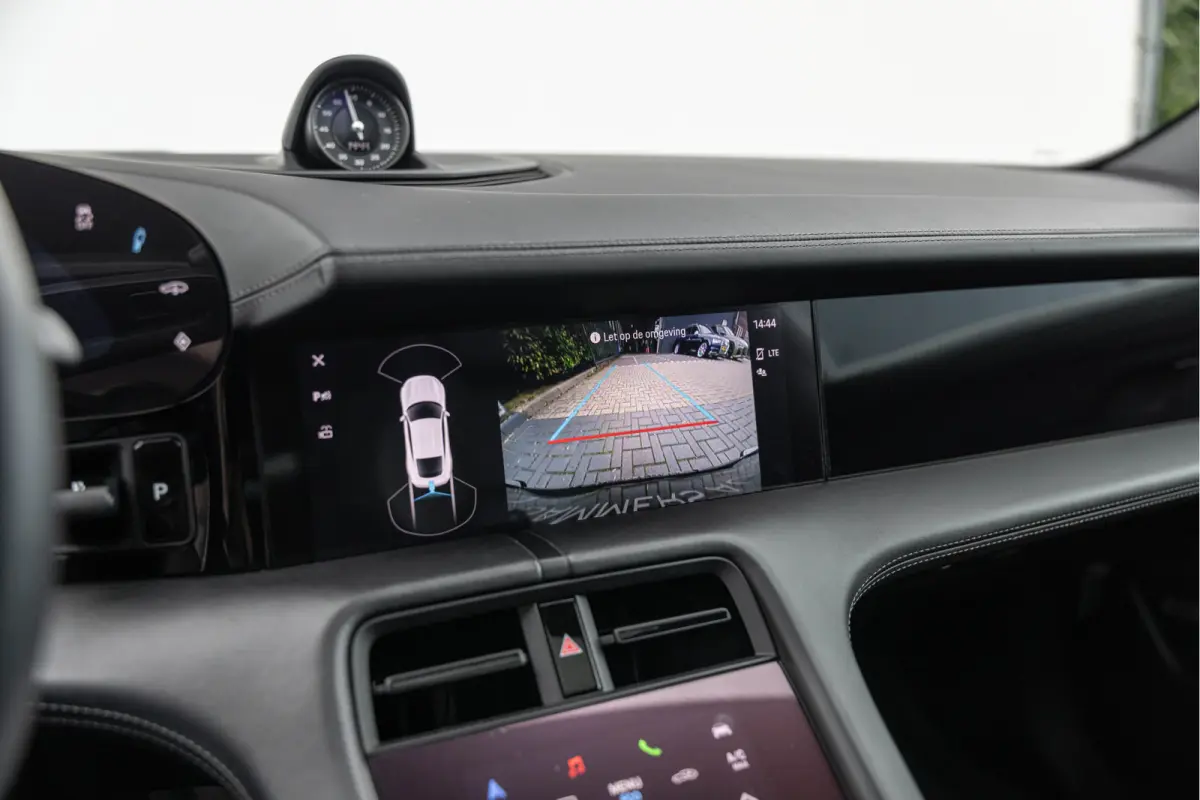 4S Performance 84 kWh Pano Sport-Design 21'' Convaver ACC Bose