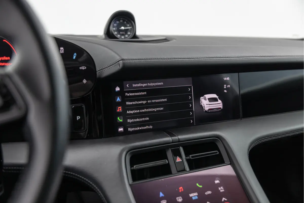 4S Performance 84 kWh Pano Sport-Design 21'' Convaver ACC Bose
