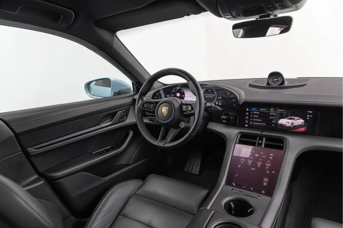 4S Performance 84 kWh Pano Sport-Design 21'' Convaver ACC Bose