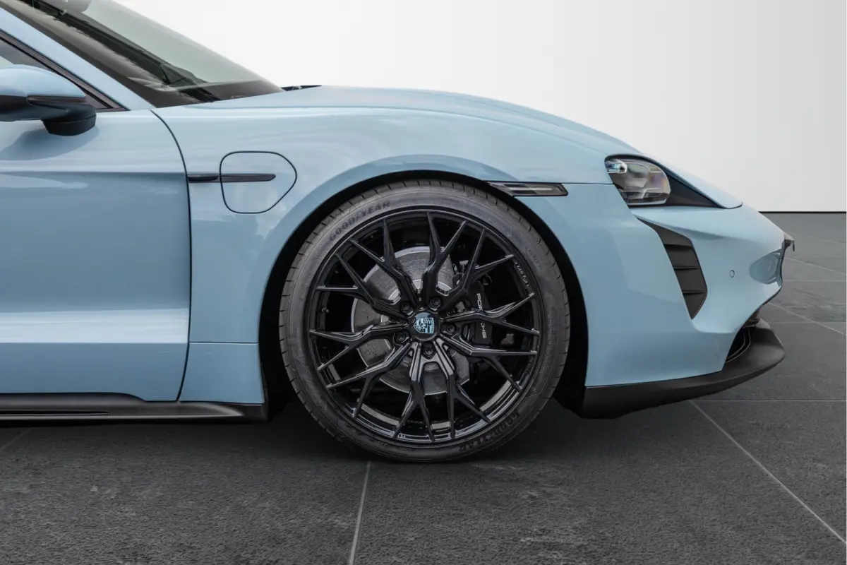 4S Performance 84 kWh Pano Sport-Design 21'' Convaver ACC Bose