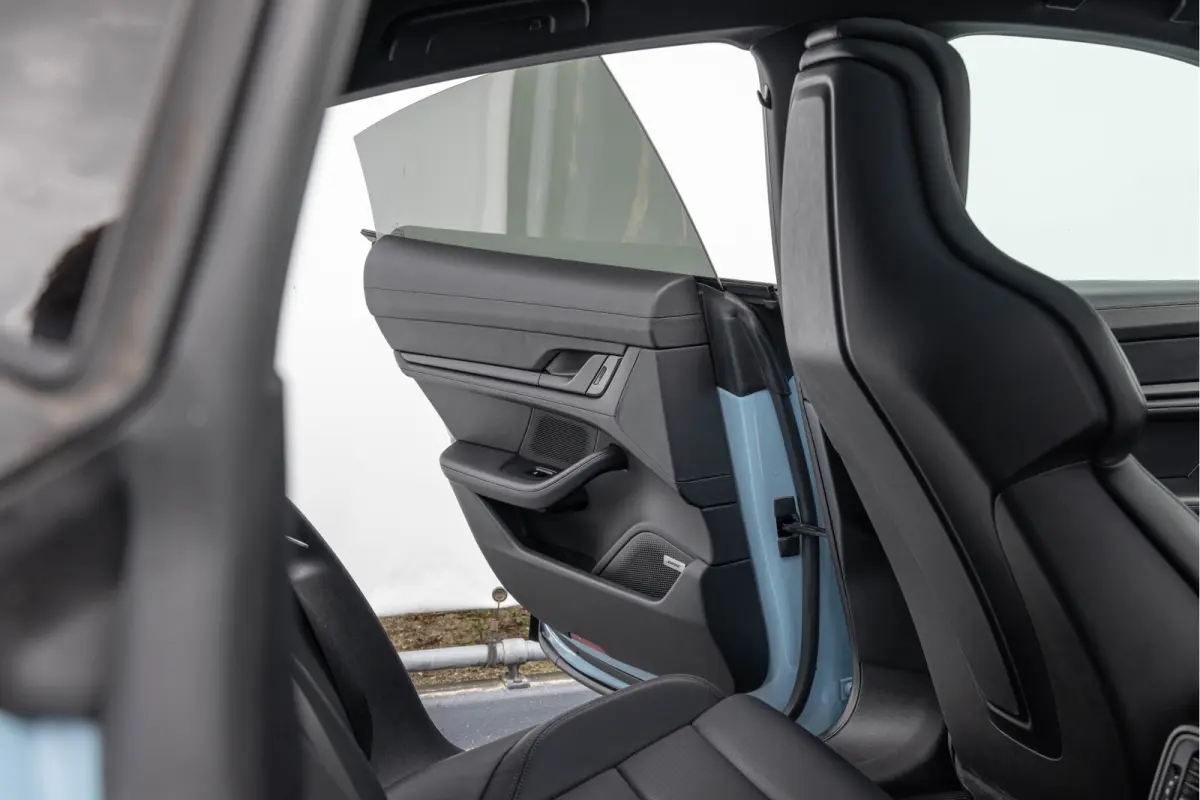 4S Performance 84 kWh Pano Sport-Design 21'' Convaver ACC Bose