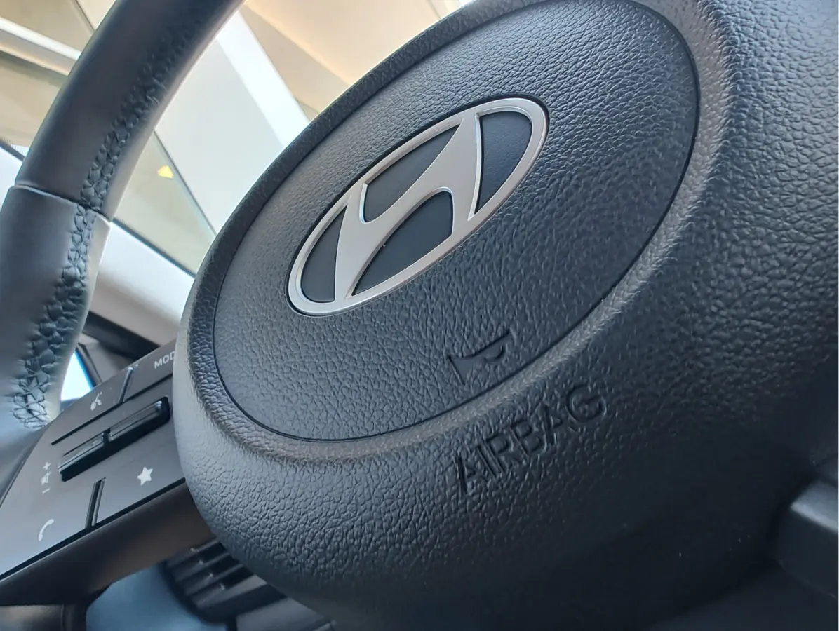 1.0 T-GDI COMFORT SMART AUTOMAAT Camera | Stoelverwarming | Navi | Carplay/Android