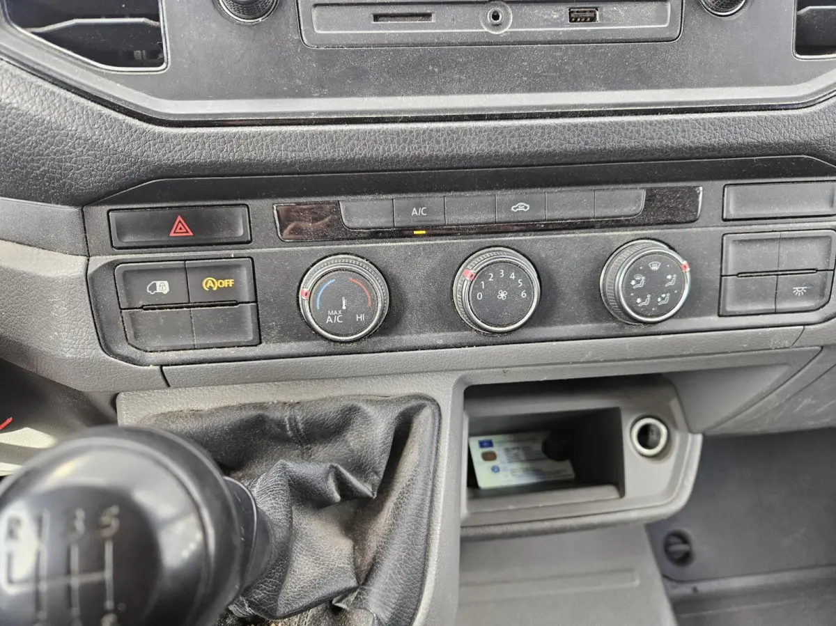 2.0 TDI L4H3 Airco 140 PK Camera 360 Deuren