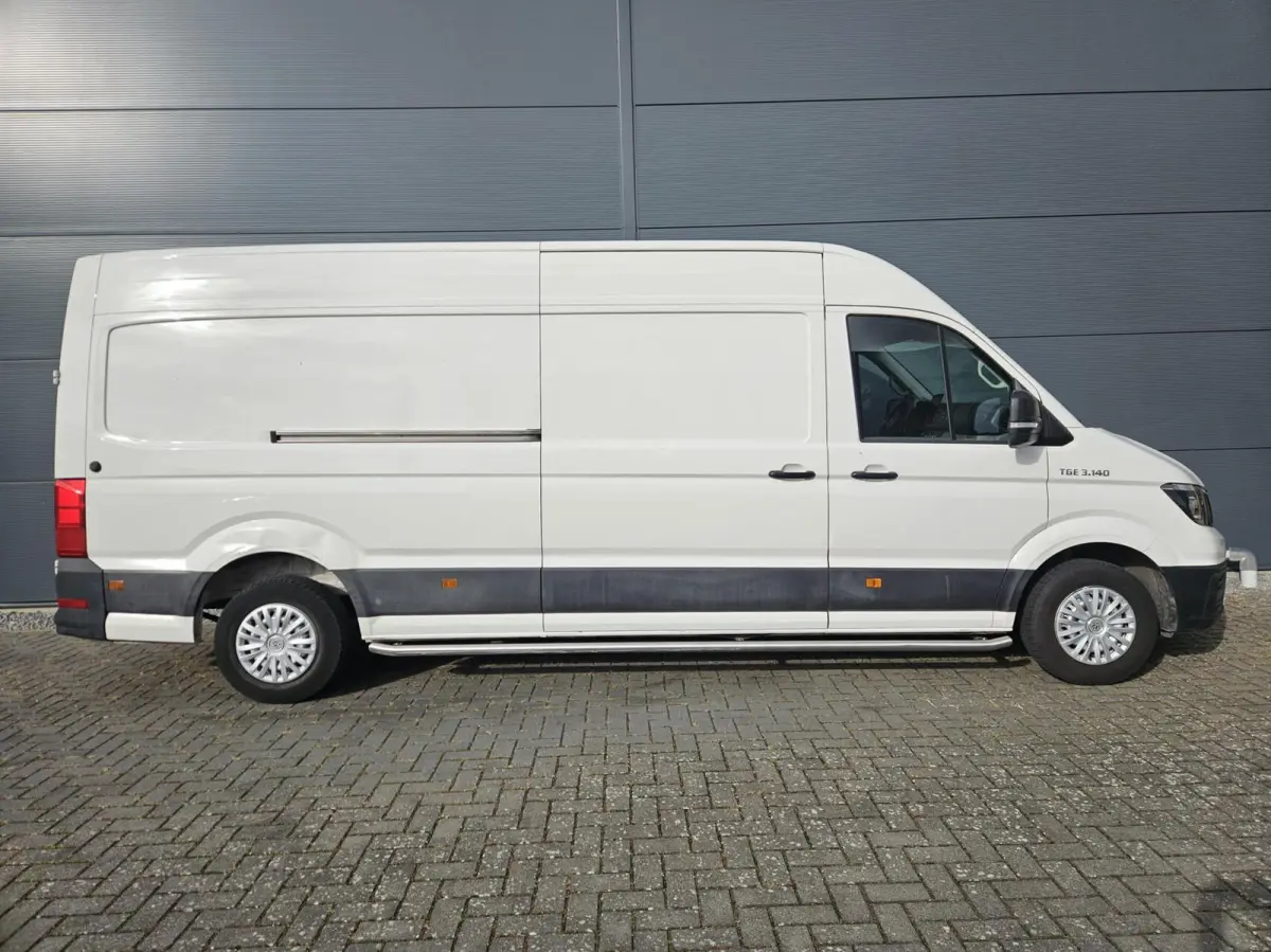 2.0 TDI L4H3 Airco 140 PK Camera 360 Deuren