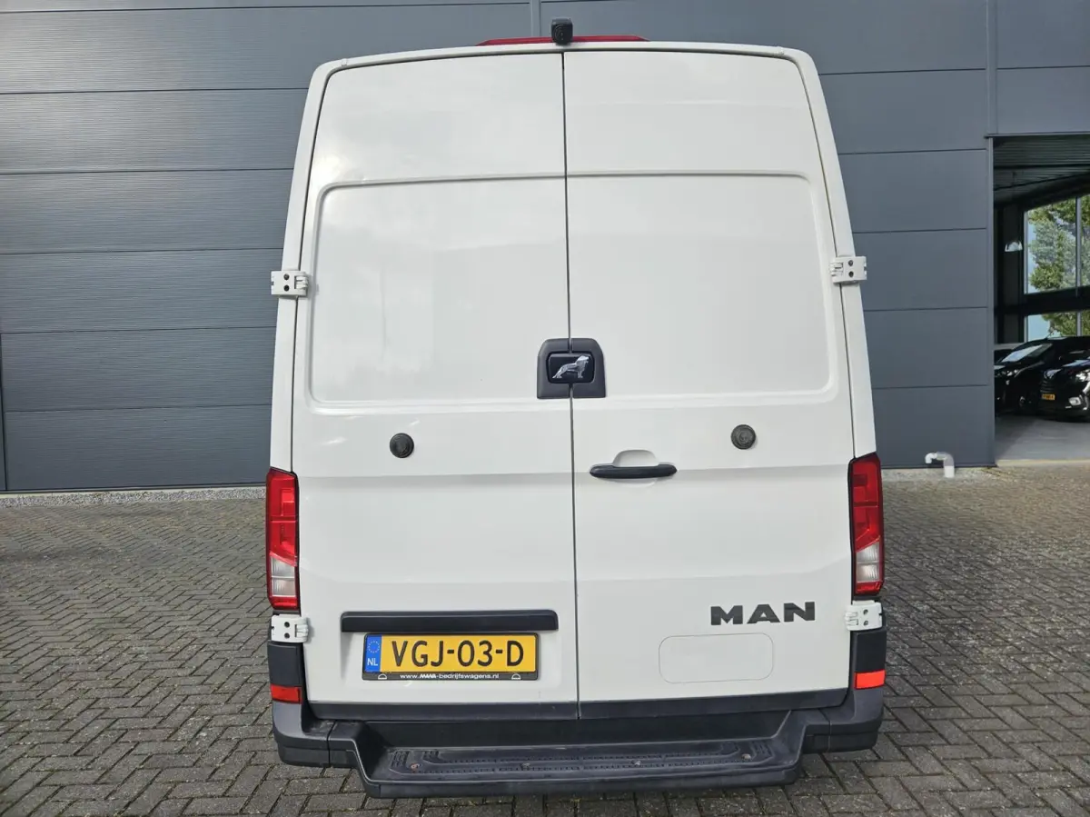 2.0 TDI L4H3 Airco 140 PK Camera 360 Deuren