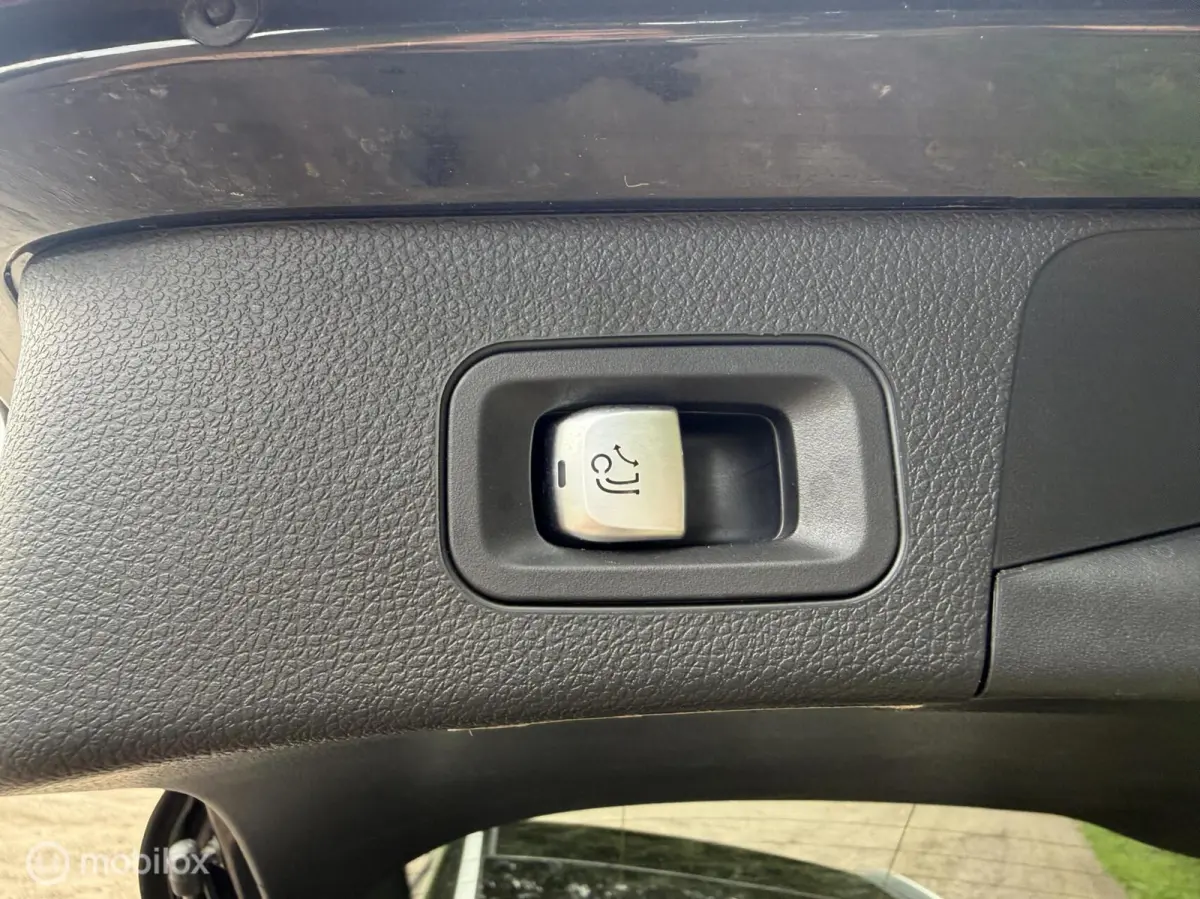 220 CDI Premium Plus 4matic