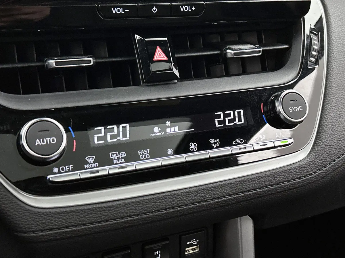 2.0 High Power Hybrid Launch Edition | PANORAMADAK | TREKHAAK | CAMERA | NAVIGATIE | LEDEREN BEKLEDING