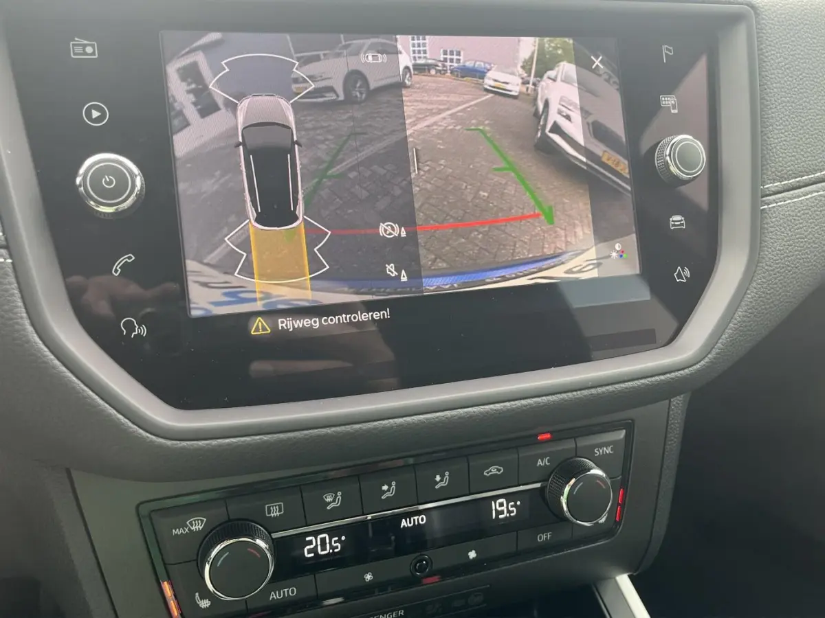 1.0 TSi DSG XCellence | NAV | CAMERA | STOELVERW. | PDC V+A | LED | ALCANTARA |