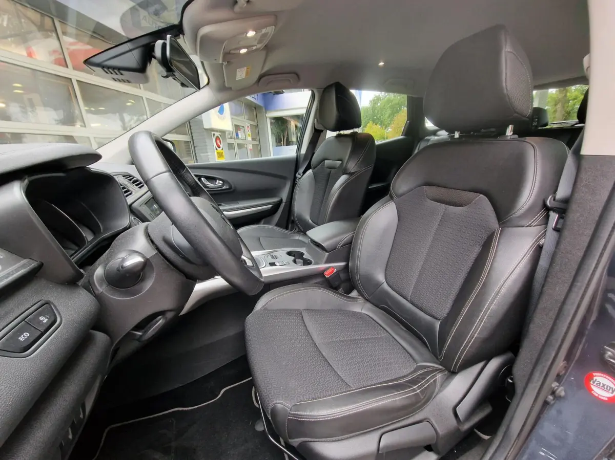Kadjar TCe Intens|Automaat|Clima|Cruise|Camera|Trekhaak|PDC|Navi|